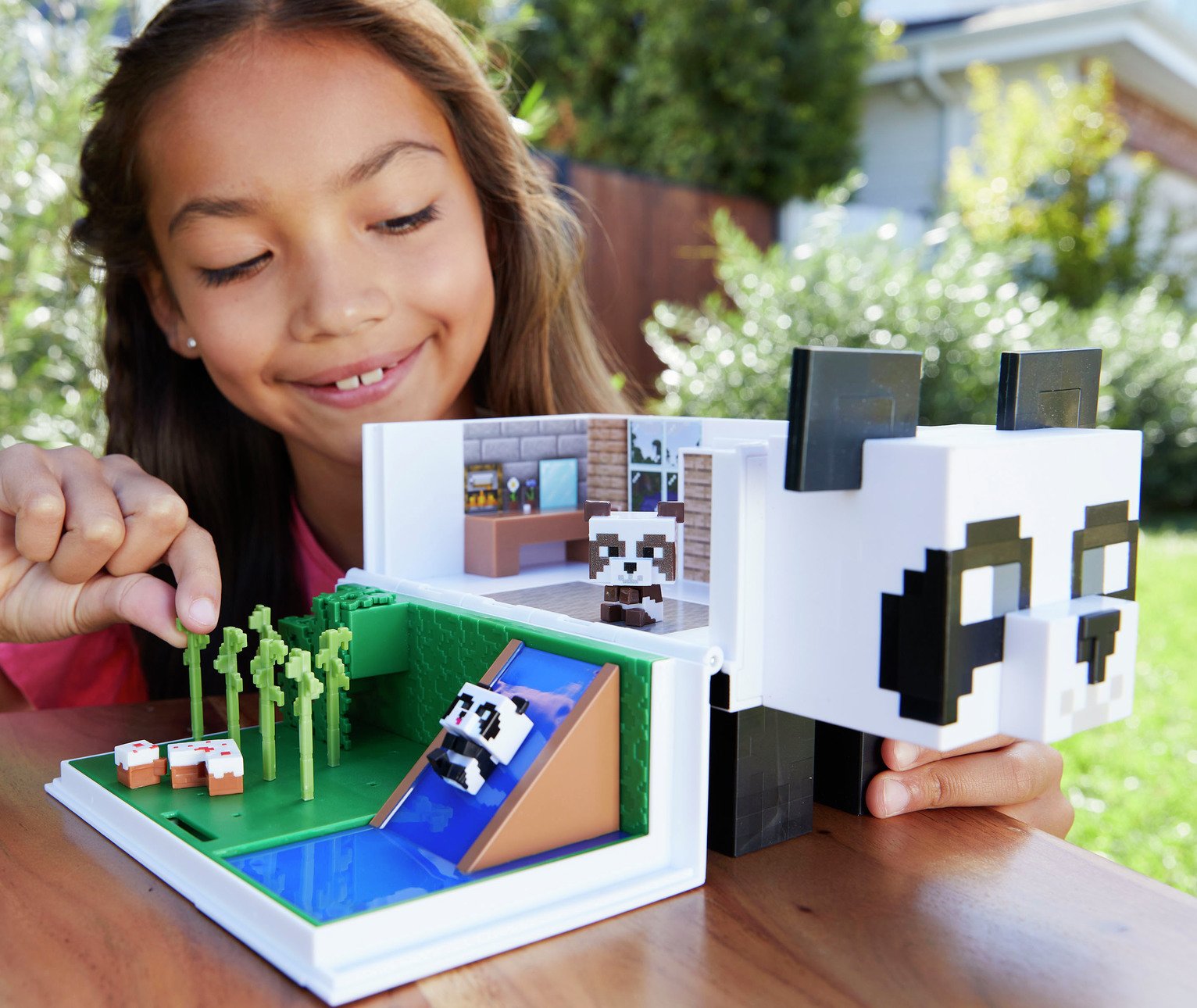 Minecraft Mob Head Minis Panda Playhouse Set and Figures