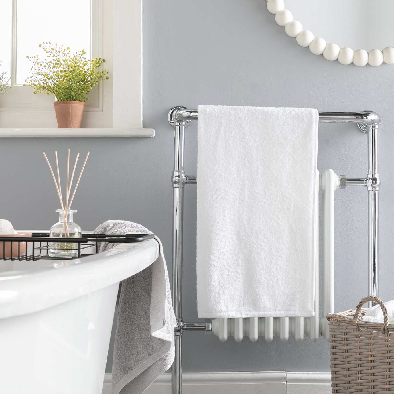 Home Essentials Plain Bath Sheet - Super White