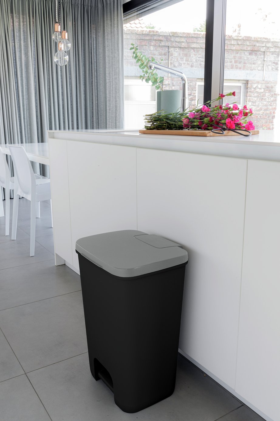 Curver Essential 40 Litre Recycling Pedal Bin Review