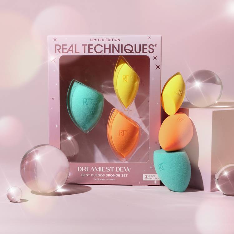 Real Techniques Dreamiest Dew 3 Sponge Set 0