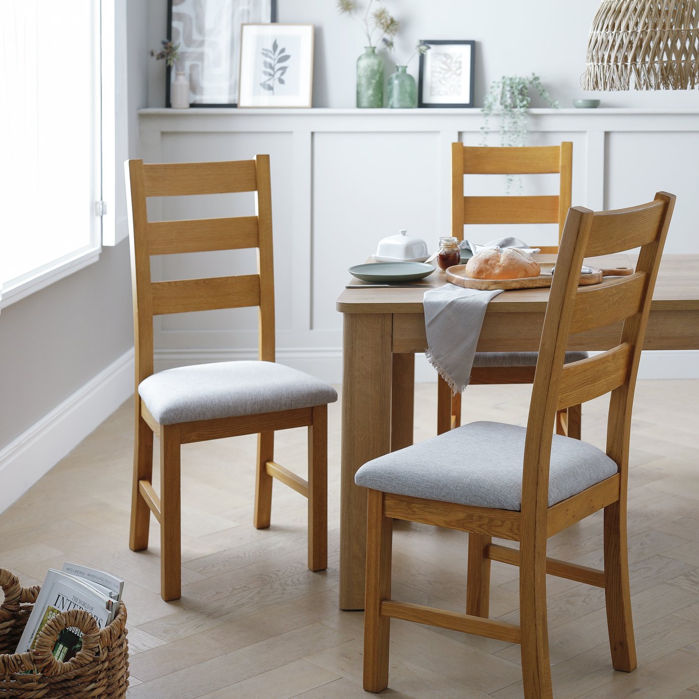 Argos Home Ashwell Pair of Solid Wood Dining Chairs - Oak 