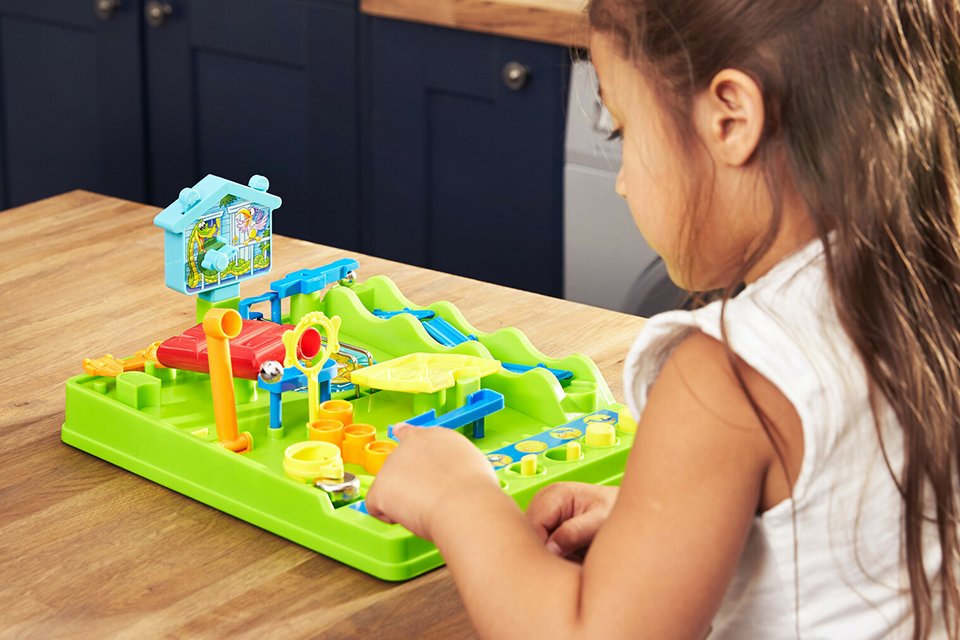 Tomy Screwball Scramble Game.