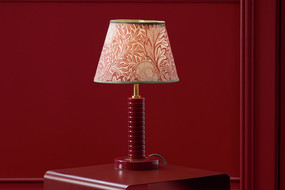 Habitat x Morris lighting. Discover the craftmanshift of Morris & Co.