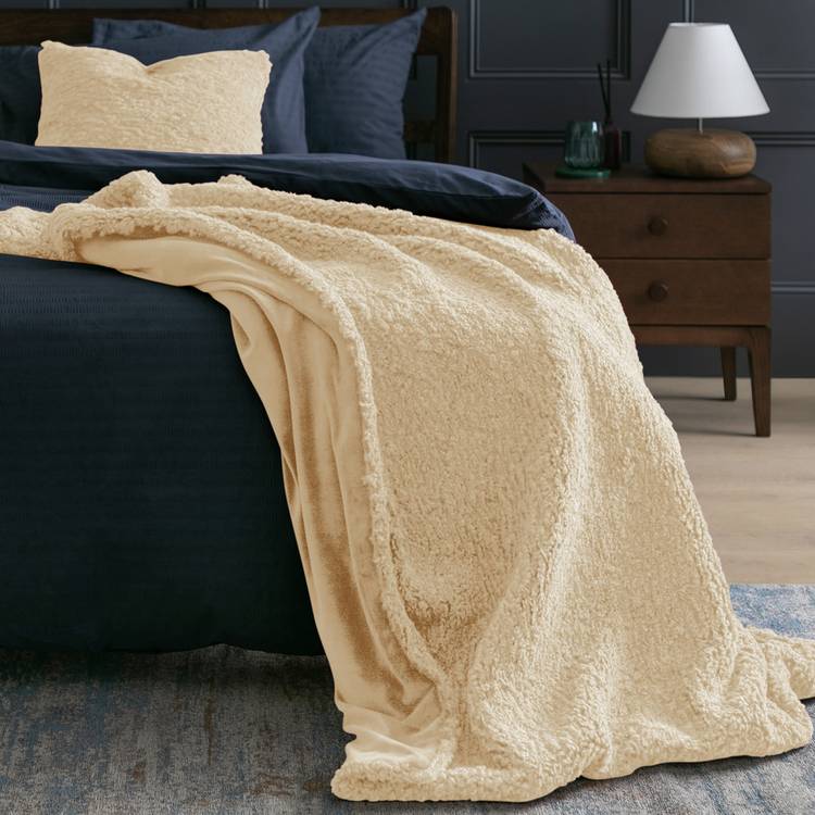 Habitat Faux Shearling Throw - Oatmeal - 125X150cm 0