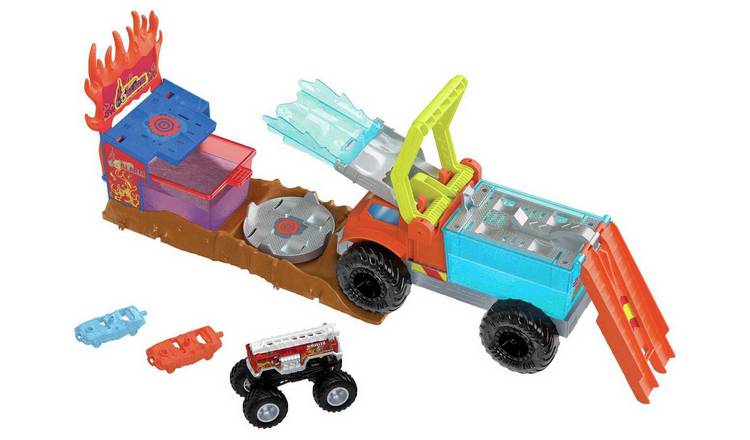 Hot Wheels Monster Trucks: Colour Shifters 5Alarm Rescue Set