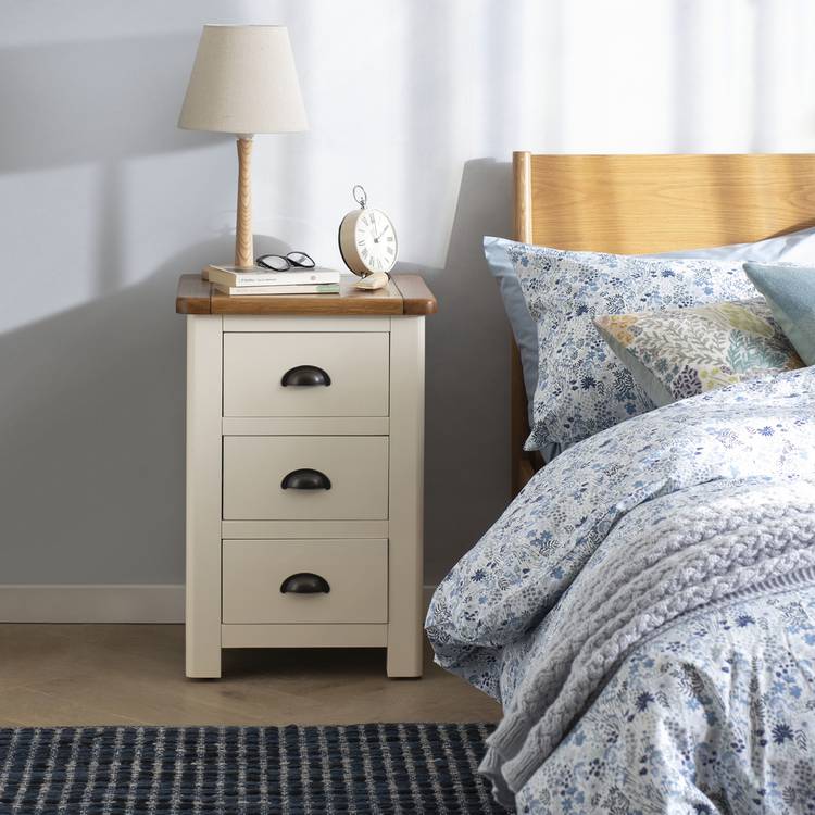 Argos Home Kent 2 Bedsides & 4 Drawer Set - Cream  & Oak 0