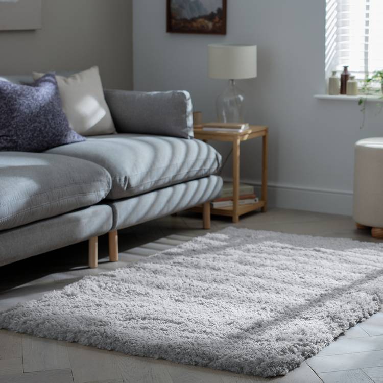 Habitat Airmaster Plain Silver Shaggy Rug - 170x120cm 0