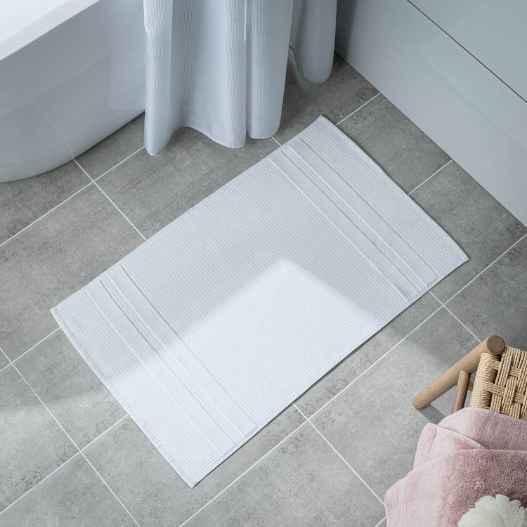 Habitat Organic Waffle Bath Mat - White 0