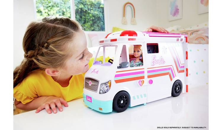 Barbie ambulance best sale and hospital