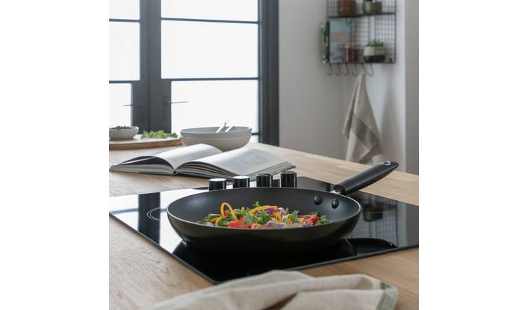 Habitat 30cm Non Stick Aluminium Frying Pan