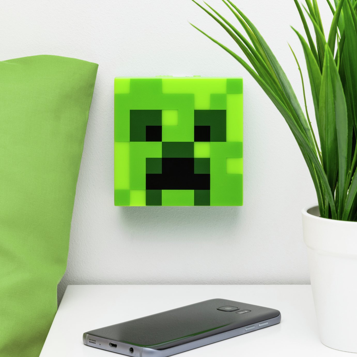 Microsoft Minecraft Kids LED Night Light - Green