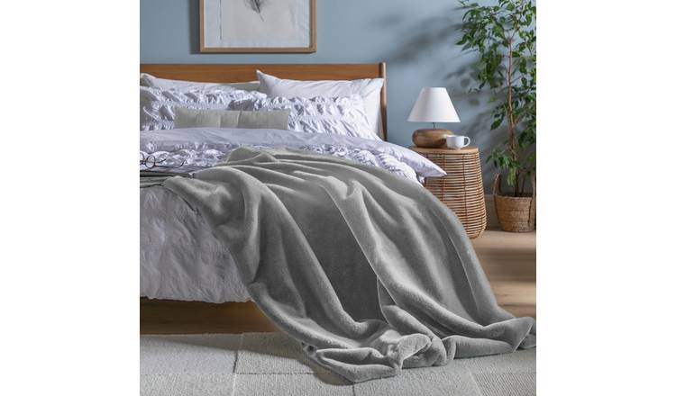 Argos heated best sale fluffy throw