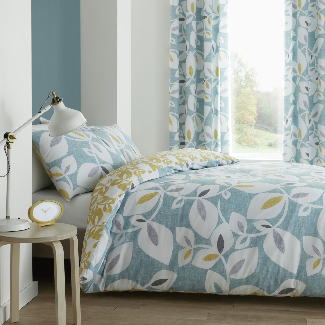Catherine Lansfield Leaf Print Teal  Bedding Set - Double