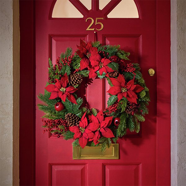 Christmas. Some sparkly festive inspiration for gifts, decorations and hosting must haves.