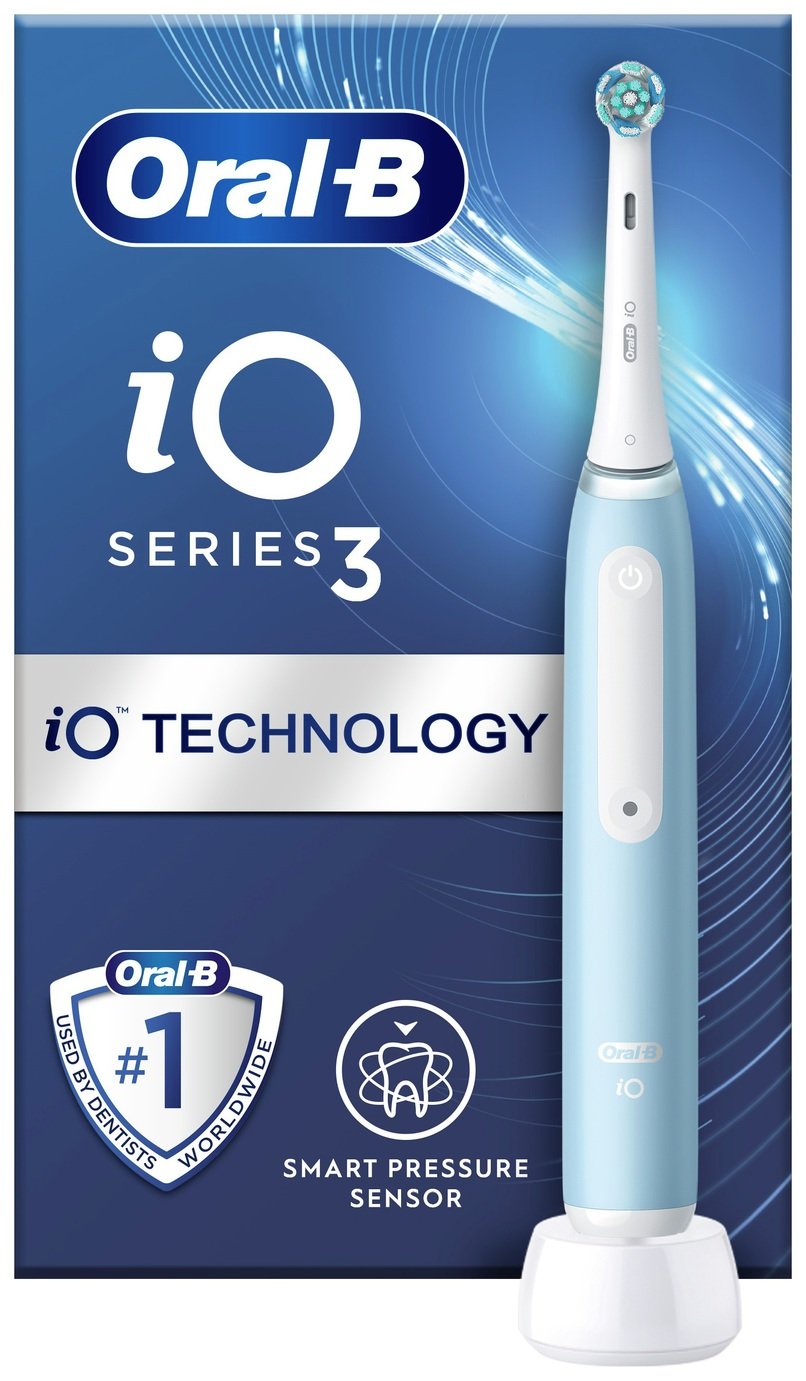 Oral-B iO3 Ultimate Clean Electric Toothbrush - Ice Blue