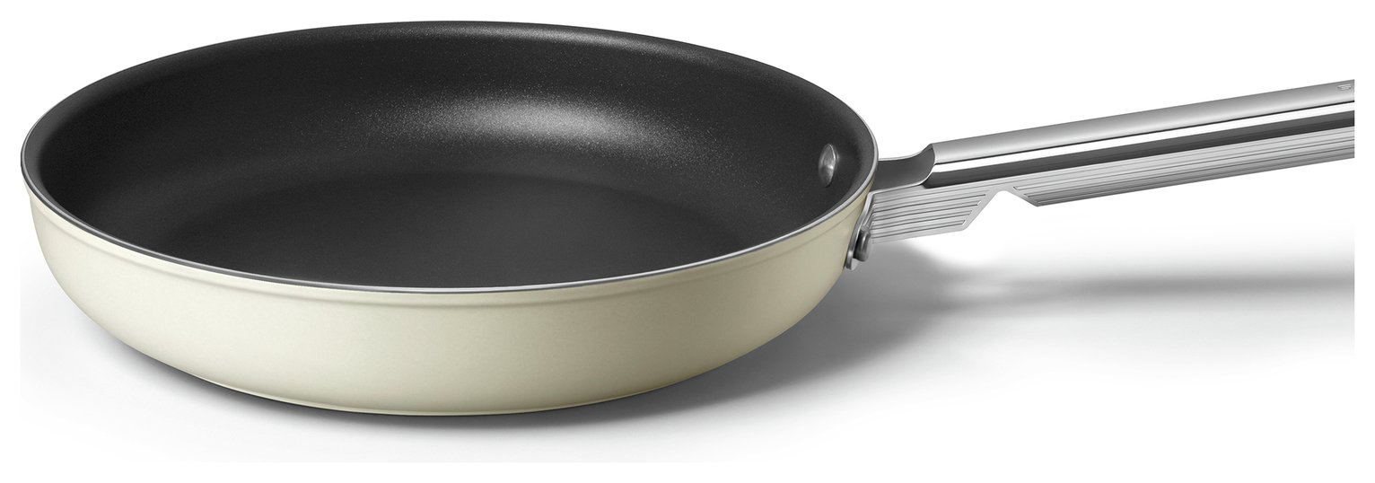 Smeg 28cm Non Stick Aluminium Frying Pan