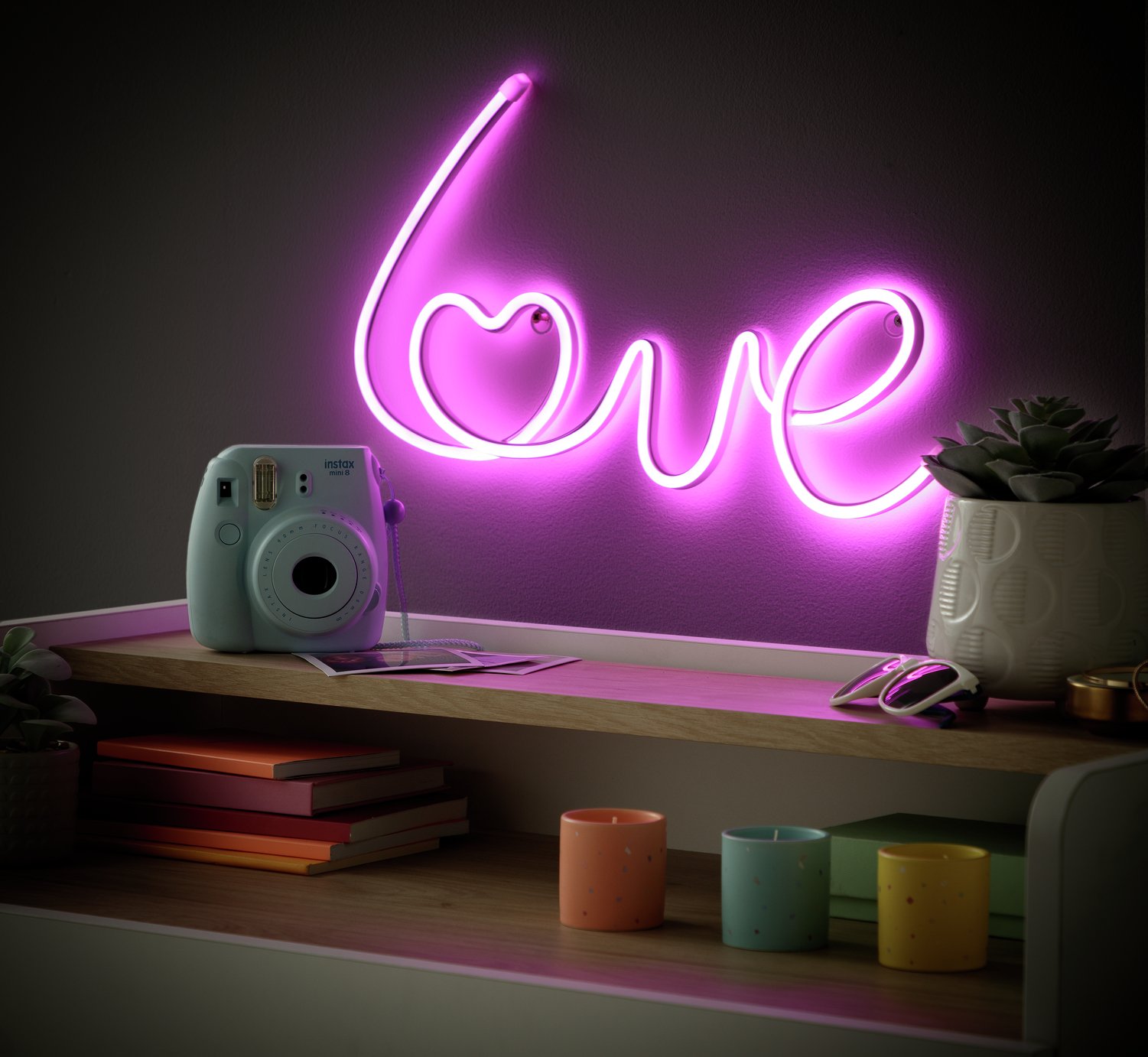 Neon Love Light Review