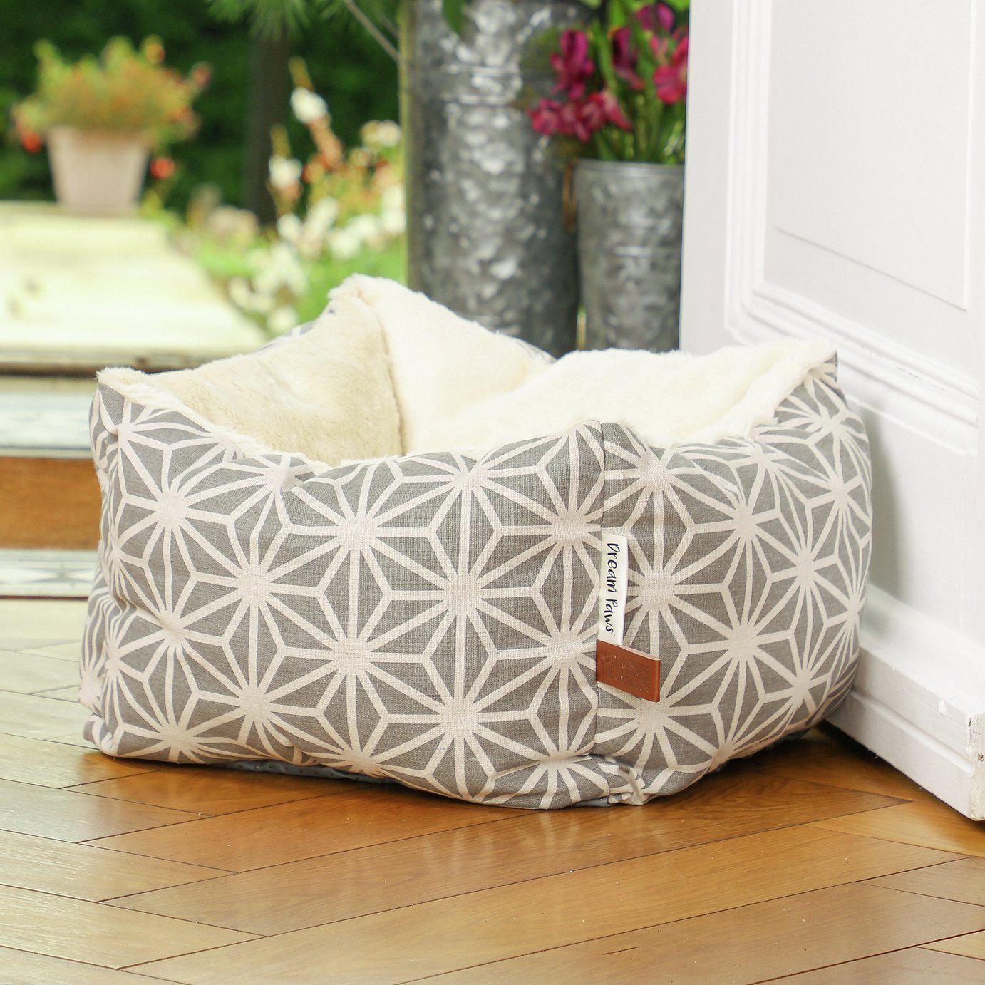 Dreampaws Geometric Snuggle Bed-Small
