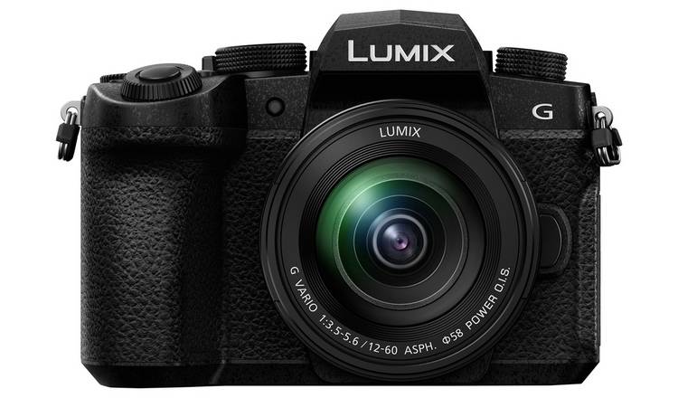 Panasonic Lumix DC-G90 Mirrorless Camera Bundle with lens