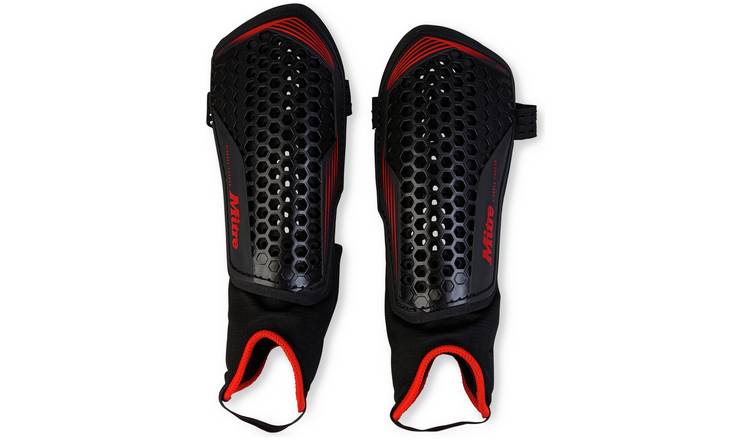 Mitre Aircell Carbon Adult Shinpad 