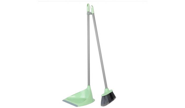 Childrens sweeping store brush set argos