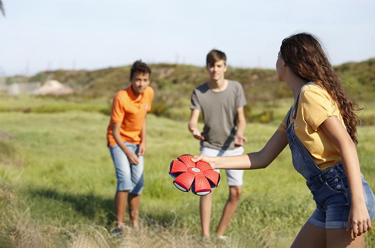 Kids outdoor games £25 and under.