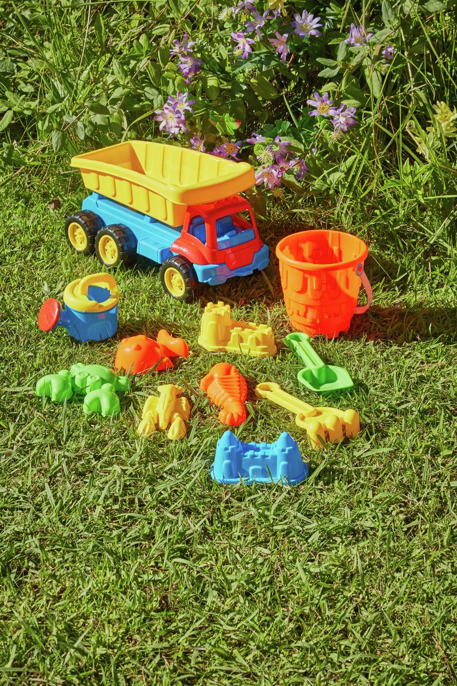 Chad Valley Sand Toy Truck and Tools Set Review