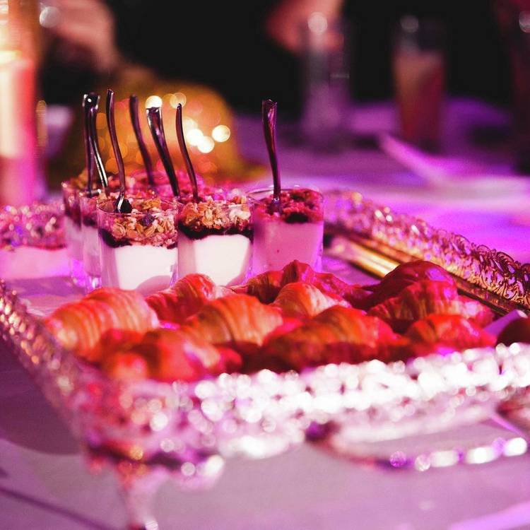 Buyagift West End Musical Brunch For Two Gift Experience 0