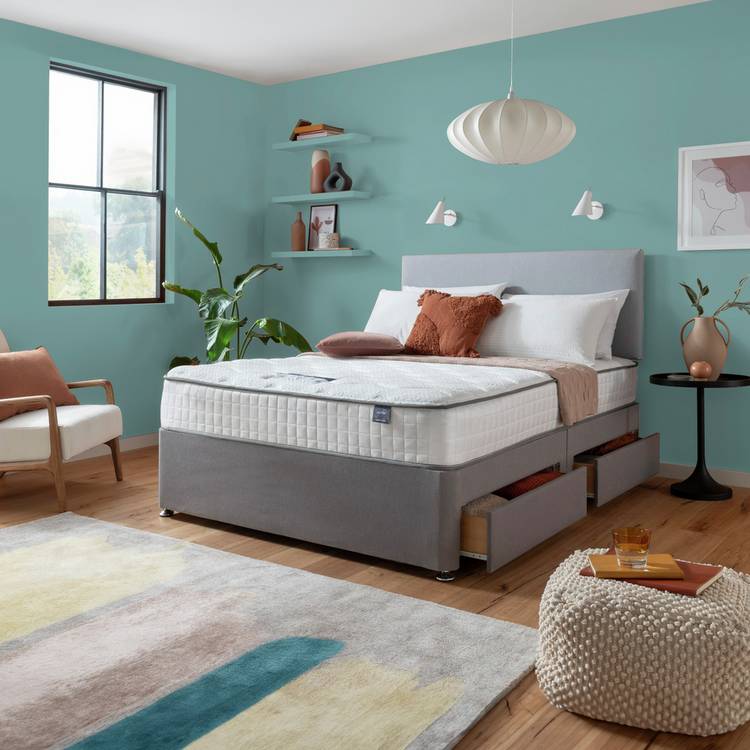 Silentnight Middleton Double Memory 4 Drawer Divan Bed- Grey 0