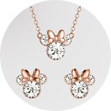 Kids jewellery sets.