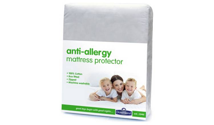 Downland Anti-Allergy Zipped Mattress Protector - Single.