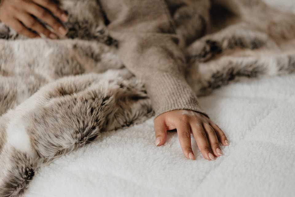 Choosing the best electric blanket or heated throw Argos