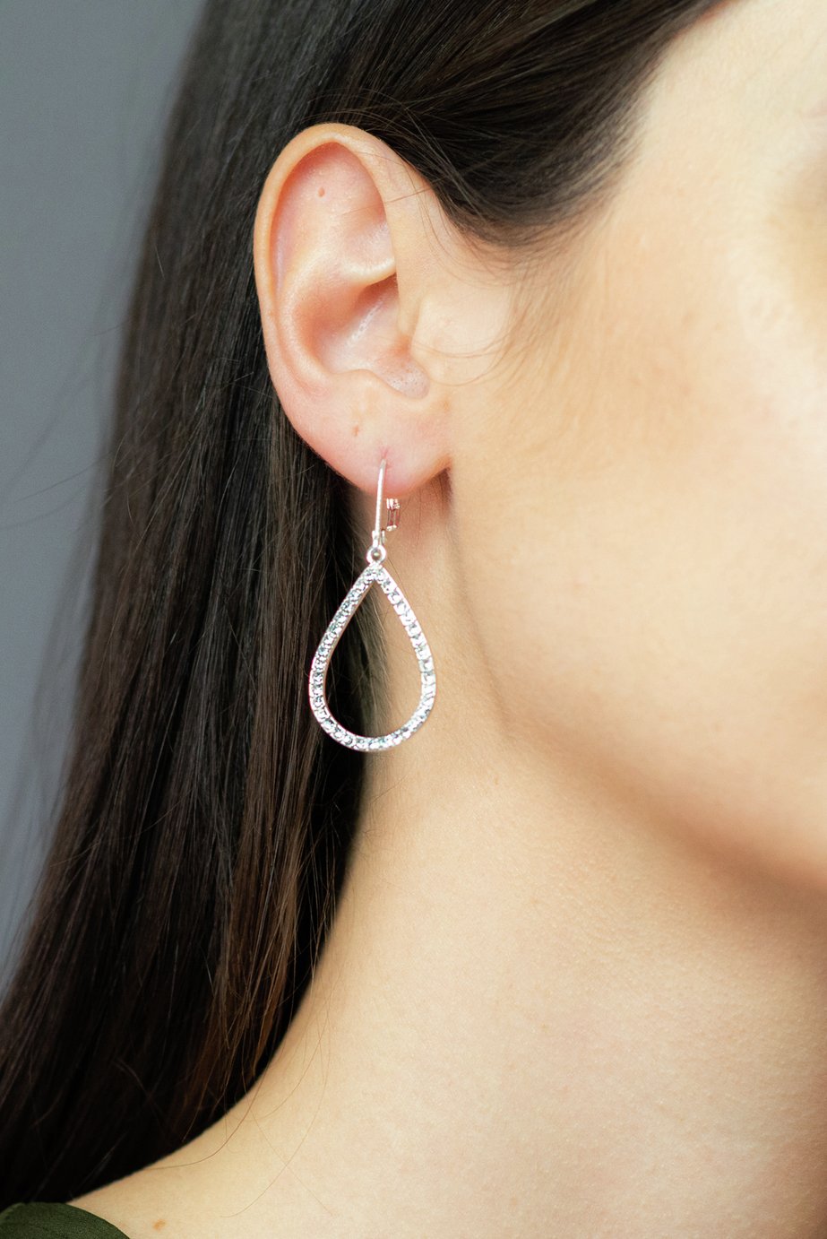 Anne Klein Round Glass Stone Tear Shape Drop Earrings Review