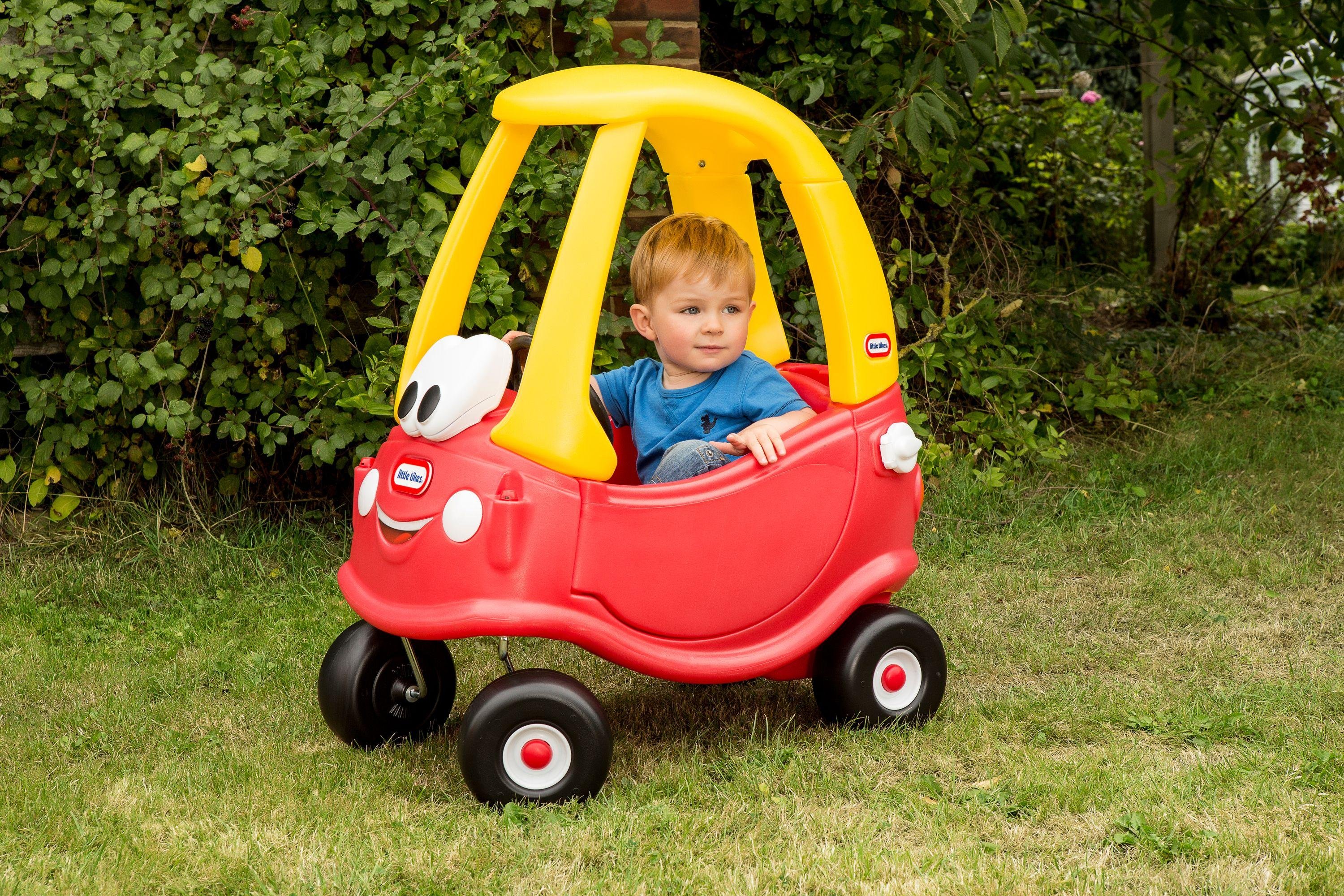 little tikes cozy coupe petrol pump