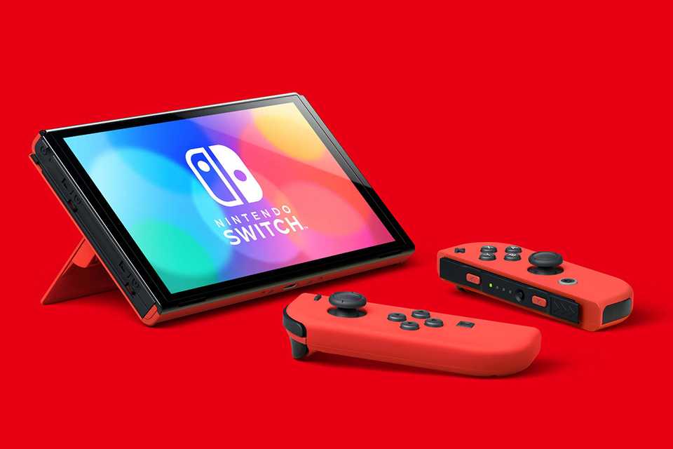 Nintendo Switch OLED Model Console Mario Red Edition.