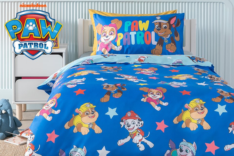 A blue coloured PAW Patrol kids bedding set.