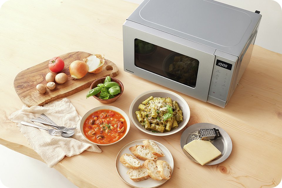 Panasonic 20L 800W Standard Microwave NN-ST23QMBPQ - Silver.