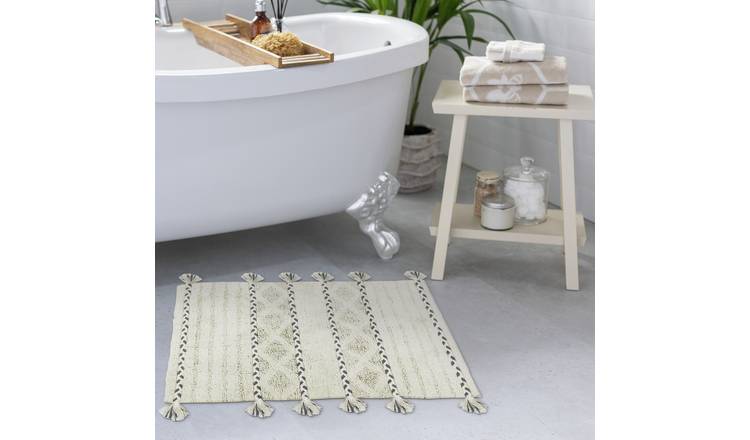 The Linen Yard Cotton Tassel Diamond Bath Mat - Ivory