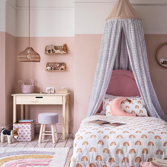 Image of a girls bedroom featuring the homespun trend.