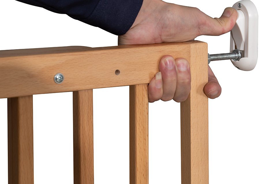 Cuggl Natural Wooden Safety Gate.