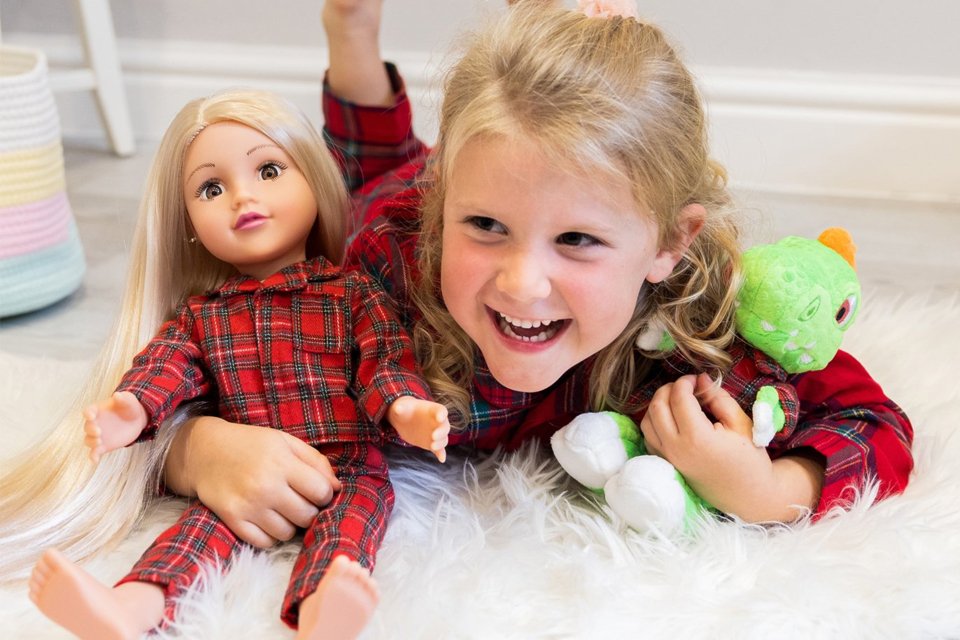 Shop your favourite on screen characters. Connie and Trevor - the famous faces of Argos!