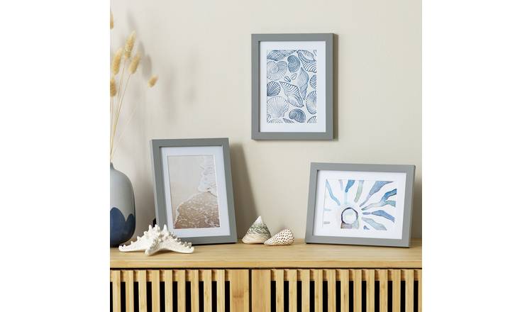 Habitat 3 Pack Grey Wooden Picture Frames - 4x6"
