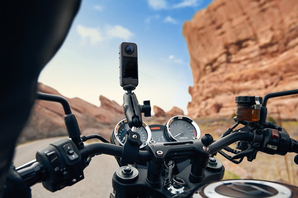 Insta360 X3 Action Camera.