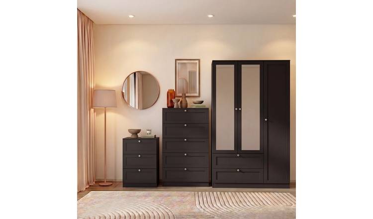 Vida Designs Altino 3 PCs Set (Bedside - 5 Drawer Chest - Wardrobe) - Black