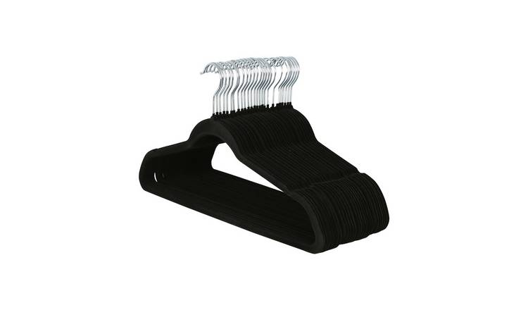Harbour Housewares Non-Slip Velvet Hangers - 45cm - Black - Pack of 25