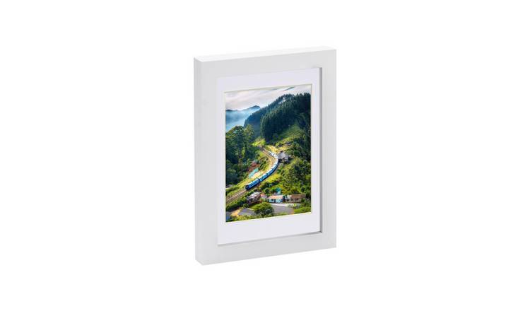 Nicola Spring Photo Frame - 5" x 7" with Mount - White/White