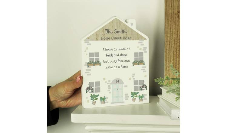 Personalised Message  Love Makes A Home Wooden Ornament