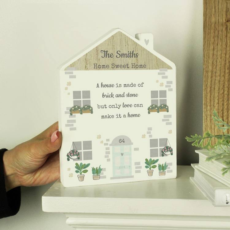 Personalised Message  Love Makes A Home Wooden Ornament 0