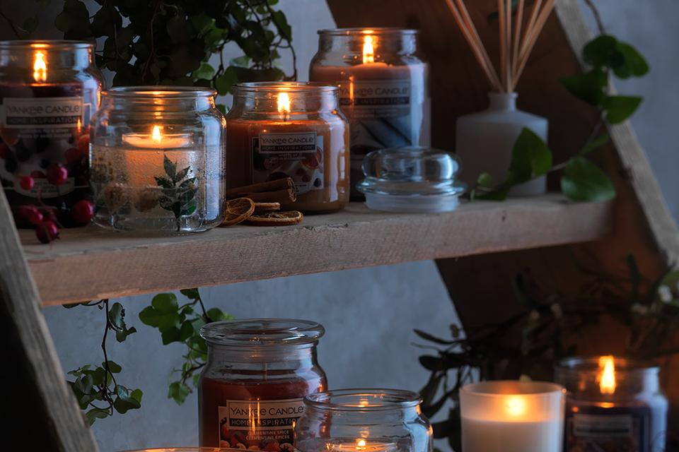 Image of candles on shelves