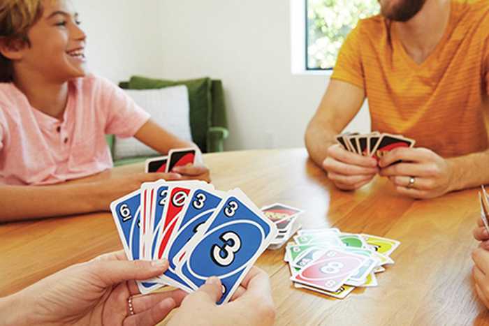 Smart Sharks Set of 6 Card Games